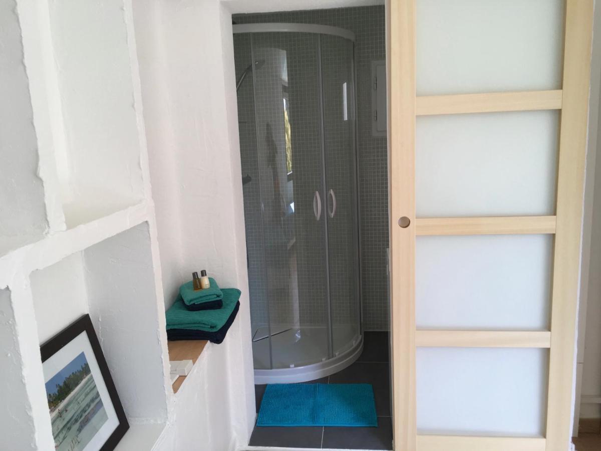 Bed,Kitchen And Swimming Pool Villa Esterel Saint-Raphael  Ngoại thất bức ảnh