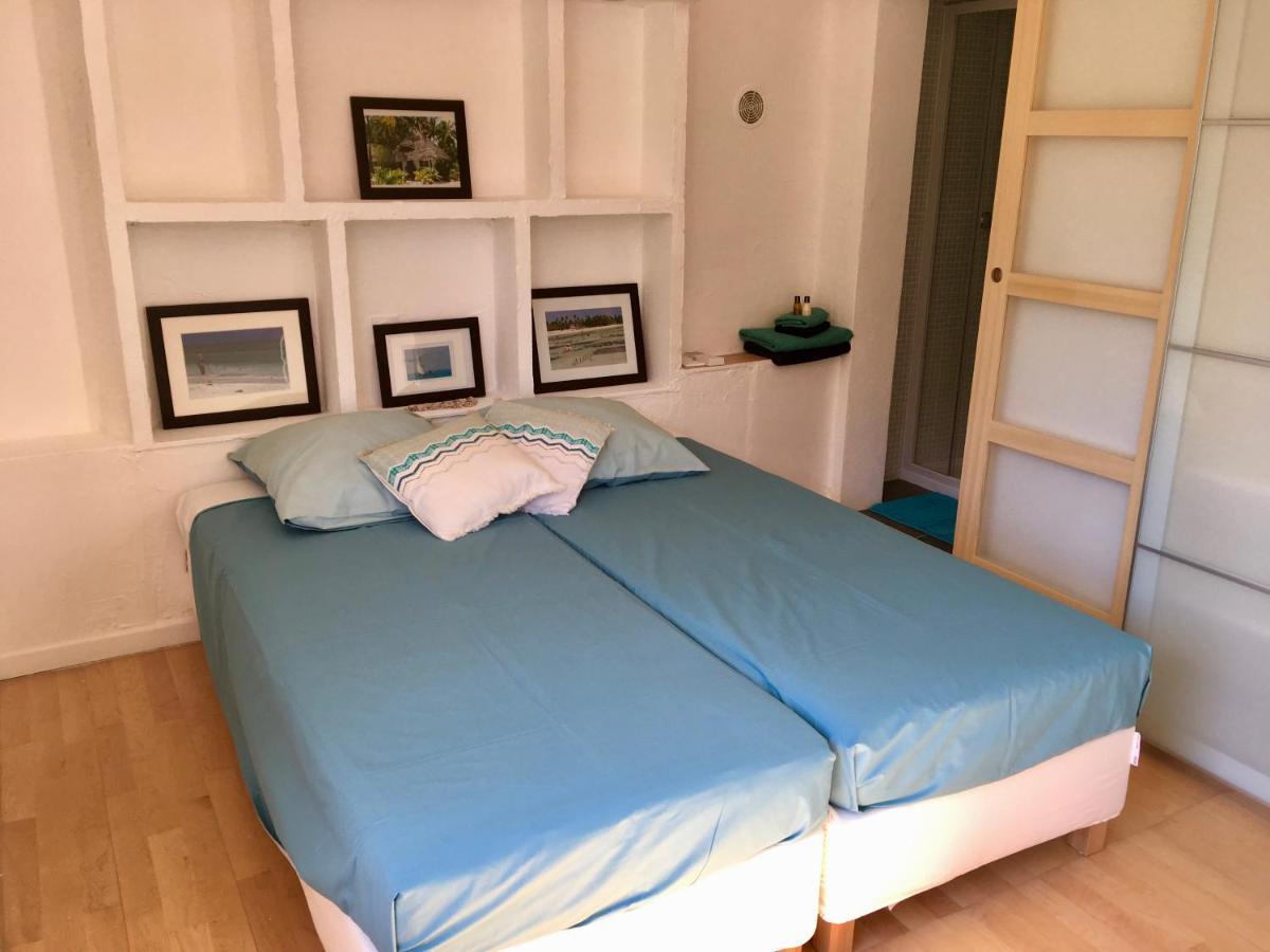 Bed,Kitchen And Swimming Pool Villa Esterel Saint-Raphael  Ngoại thất bức ảnh
