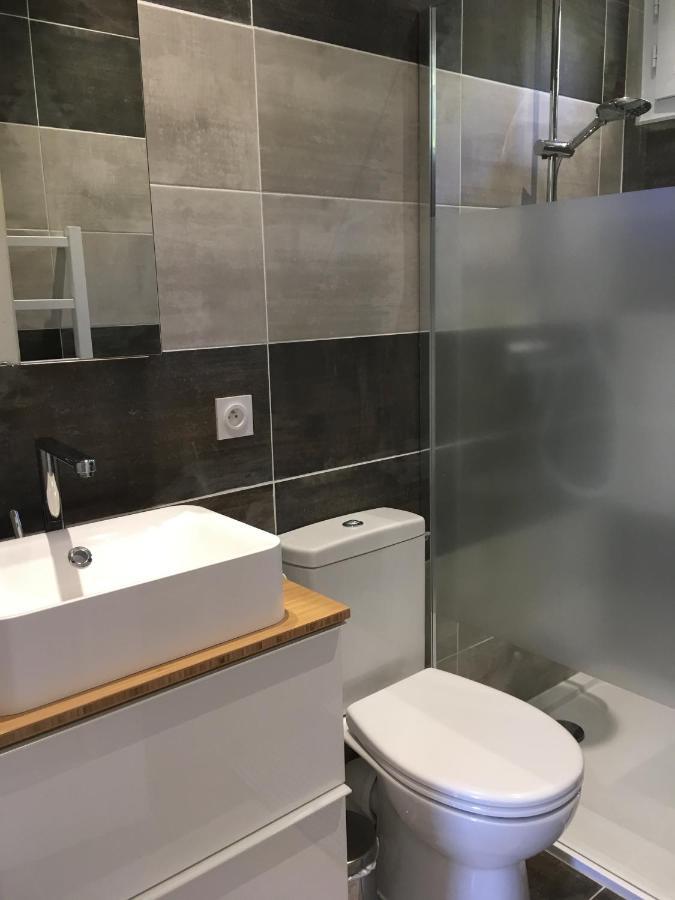 Bed,Kitchen And Swimming Pool Villa Esterel Saint-Raphael  Ngoại thất bức ảnh