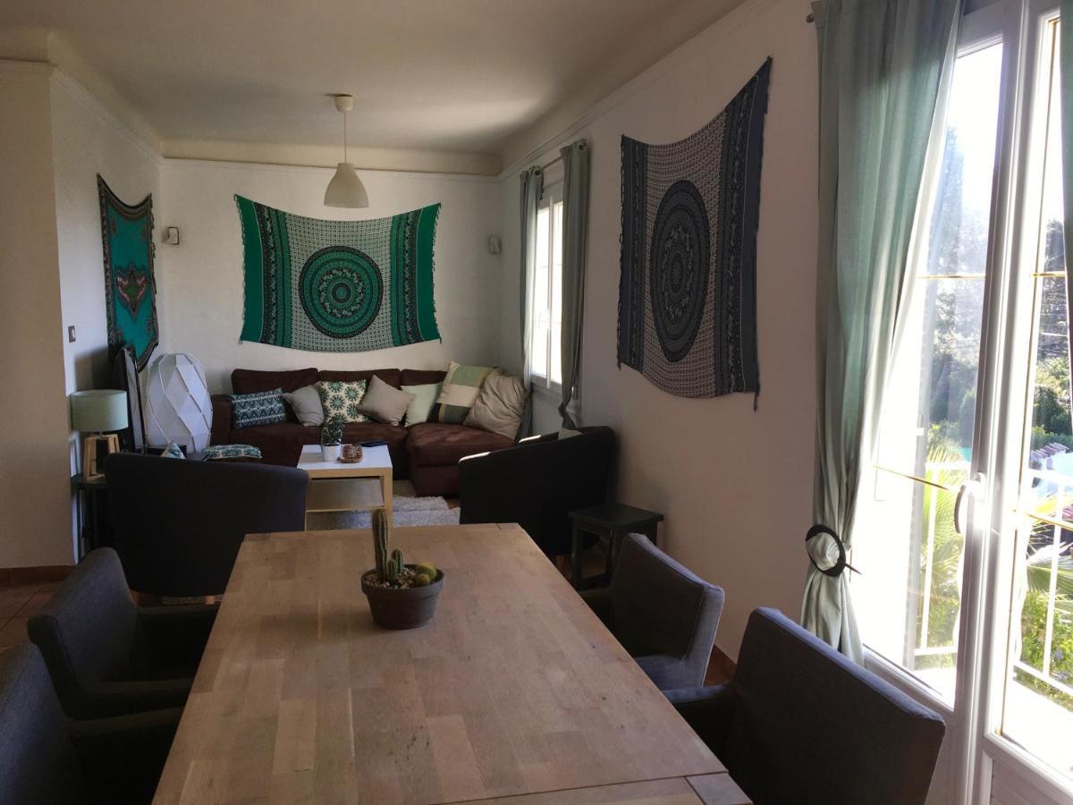 Bed,Kitchen And Swimming Pool Villa Esterel Saint-Raphael  Ngoại thất bức ảnh